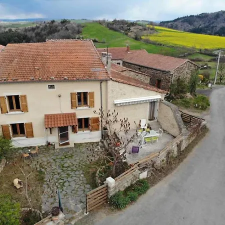 Gite Familial Avec Cour Privee, Terrasse Ombragee Et Chambre Independante Pres Du Puy-en-velay - Fr-1-582-31 펜션 Saint-Privat-du-Dragon